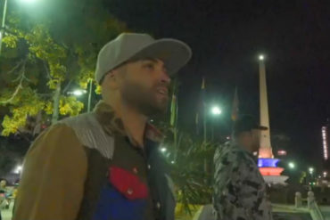 ¡SE LO MOSTRAMOS! Nacho sorprendió a los caraqueños con un «recorrido nocturno» en Plaza Altamira y Plaza Venezuela (+Video)