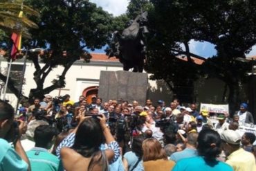 ¡DECIDIDOS! AN sesionó desde Chacao para conmemorar el 23-Ene (+Videos)