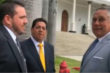 ¡PÍLLELO!»: «Hablamos de béisbol»: La «amena charla» entre Stalin González, Edgar Zambrano y Pedro Carreño mientras a Guaidó le impedían entrar a la AN (+Video)