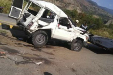 ¡TRÁGICO! Vuelco de vehículo de Corpoelec dejó al menos tres muertos en Mérida (+Fotos)