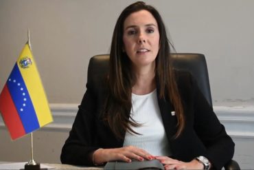 Elisa Trotta Gamus advierte que Iris Varela viaja con los «opositores» José Gregorio Correa y Óscar Ronderos para «legitimar» a la AN de Maduro (+Video)