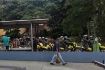 ¡SE LO MOSTRAMOS! Motocicletas de la GNB también rodearon el Anfiteatro de El Hatillo este #15Ene (+Video)