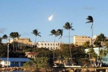 ¡IMPRESIONANTE! El enorme meteoro que sorprendió en Puerto Rico: una “inmensa bola de fuego” recorre el cielo (+Videos)