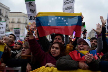 ¡ASÍ LO DIJO! “Deseo que regresen pronto y podamos trabajar juntos»: Guaidó se reunió con la diáspora venezolana en Canadá (+Videos)