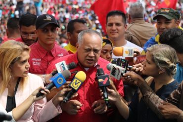¡DESCARO! Diosdado celebra destrucción de la ayuda humanitaria en la frontera: «No contaban con la valentía, coraje y dignidad de un pueblo»