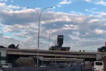 ¡QUÉ BOCHORNO! La FANB desplegó sus radares “antimisiles” en el distribuidor Altamira por ejercicios militares este #15Feb (+Video)