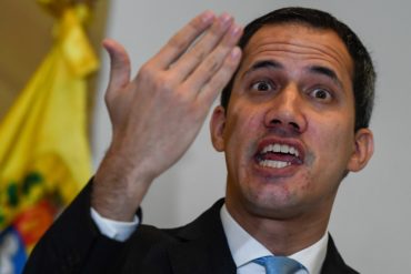 ¡ENTÉRESE! Guaidó adelanta que vienen más sanciones contra empresas extranjeras que apoyan al régimen