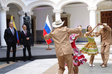 ¡QUÉ MANGUANGUA! La “fiesta” de recibimiento que preparó Arreaza para el canciller ruso Serguéi Lavrov (+Videos +Fotos)