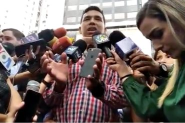 ¡GRAVE! Periodista Maiker Yriarte denuncia que el camarógrafo César Díaz “está peor” tras agresiones en Maiquetía (+Video)