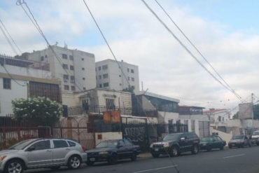 ¡VEA! Ciudadanos del estado Lara hacen colas este #17Mar para surtir gasolina (+Fotos)