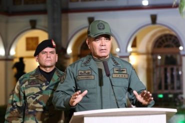 ¡QUÉ RARO! Padrino López califica hechos del 30-A pasado como “cobarde acción terrorista” y reitera “lealtad absoluta” de las FANB a Maduro