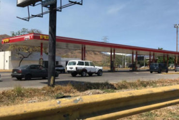 ¡IMPORTANTE! Militarizan estaciones de servicio en Carabobo: Solo surtirán a “personal autorizado”