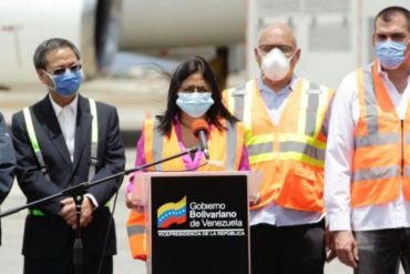 ¡ATENCIÓN! Delcy Rodríguez anuncia la llegada al país de 4 mil kits de pruebas, medicamentos, reactivos y otras donaciones de China (+Video)