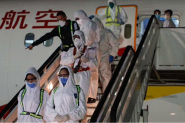 ¡SEPA! Infectólogos, expertos en terapia intensiva y en «medicina tradicional china»: Los médicos que trajo Maduro desde el país asiático ¡SEPA! Infectólogos, expertos en terapia intensiva y en «medicina tradicional china»: Los médicos que trajo Maduro desde el país asiático