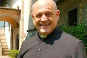 ¡DIO LA VIDA POR SU PRÓJIMO! Un sacerdote italiano murió tras donar su respirador a un paciente más joven con coronavirus