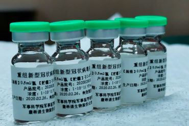 ¡LO ÚLTIMO! Academia Militar de Ciencias Médicas de China anuncia que creó «con éxito» una vacuna recombinante contra el coronavirus