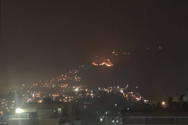 ¡INSÓLITO! Falta de agua impidió que bomberos apagaran incendios en Caracas (se han registrado más de 50)