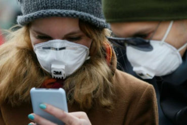 ¡NO SE DESCUIDEN! OMS insiste a las personas vacunadas que sigan usando mascarilla y practicando la distancia social debido a propagación de variante Delta