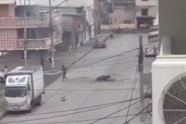 ¡MUY FUERTE! En redes aseguran que los muertos por coronavirus en Guayaquil serían incinerados en plena calle (+Videos)
