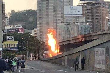 ¡LAMENTABLE! Explosión de gandola en la Francisco Fajardo dejó dos heridos