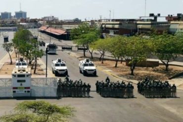¡PENDIENTES! Militarizan nuevamente el mercado Las Pulgas este #28May (+fotos intimidantes)