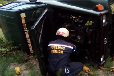 ¡SE LO MOSTRAMOS! Cuatro guardias nacionales heridos tras vuelco de vehículo militar en Mérida