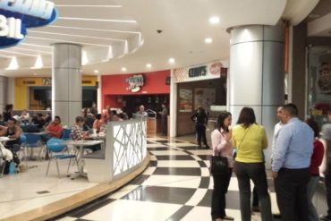 ¡LE CONTAMOS! Cámara Venezolana de Centros Comerciales revela que las ferias de comida y cines funcionarían con 50% de la ocupación