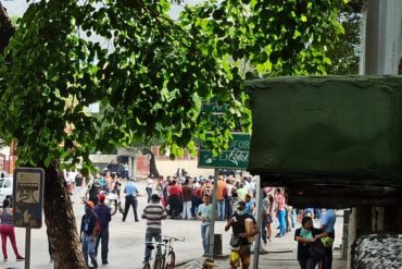 ¡DEBE SABERLO! Habitantes de La Urbina protestan este #25May por falta de agua en el sector