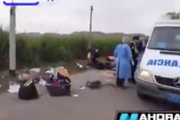 ¡TERRIBLE! Fallecen 2 venezolanos luego de que un camión cisterna atropellara a un grupo de migrantes que dormía a un lado de la carretera (+Fotos +Video)