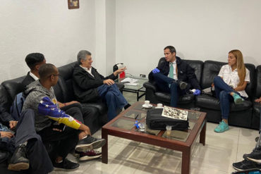 ¡LE CONTAMOS! Guaidó se reunió con Ramos Allup después de que el TSJ chavista dio la dirección ad hoc de Acción Democrática a Bernabé Gutiérrez