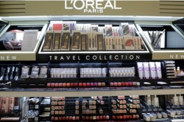 ¿QUÉ TAL? En medio de críticas: L’Oreal eliminará palabras como «blanqueamiento» de productos para la piel (también lo hará Unilever)