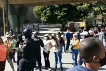 ¿HASTA CUÁNDO? Cansados de la escasez: protestaron en Caricuao por falta de agua (Tienen casi un mes sin el servicio) (+Video)