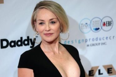 ¡TERRIBLE! Sharon Stone fue impactada por un rayo mientras planchaba en su casa