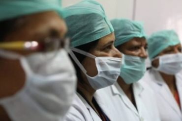 ¡TERRIBLE! Médico alerta: “Ayer tuve más de 50 pacientes con covid, muchos con criterios de intubación pero sin ventiladores” (+Desmiente cifras oficiales)