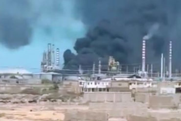 ¡ATENCIÓN! Incendio en la refinería Cardón detuvo la producción de gasolina, según Reuters