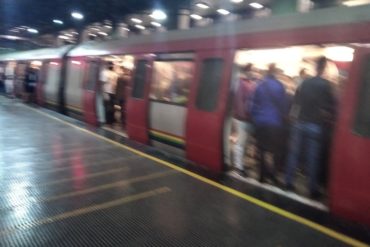 ¡VÉALO! Así se encontraba un tren del Metro de Caracas Metro dirección Palo Verde este #15Jul de “cuarentena radical” (+Fotos)