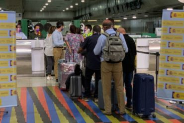 ¡SEPA! Régimen de Maduro retrasó salida de vuelo de repatriación de diplomáticos europeos hacia España