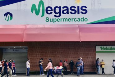 ¡DEBE SABERLO! AP: El primer supermercado iraní en Venezuela representa una competencia para productores locales y un nuevo desafío para EEUU