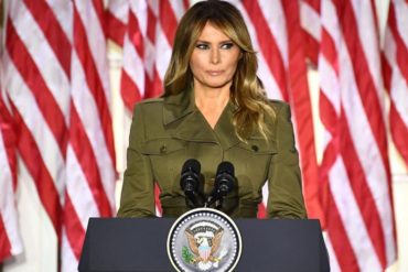 ¡DETALLES! Aseguran que Melania Trump comenzó su mudanza semanas antes en una supuesta “operación semiclandestina”