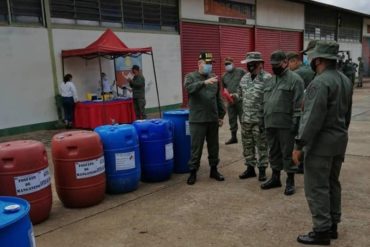 ¡PATÉTICO! “Cada combatiente debe contar con un arma”: El tuit con el que Padrino López aplaudió la restauración de fusiles para los milicianos