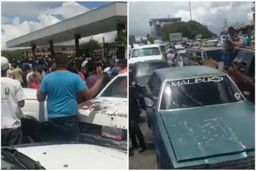 ¡AY, PAPÁ! El caos que se armó este #14Sep en la gasolinera en Lomas de Funval de Valencia por escasez de gasolina (+Video)