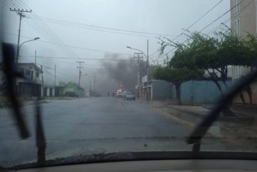 ¡LO QUE FALTABA! Lanzan 2 artefactos explosivos en un comercio de Cabimas (a pocos metros de la sede del Cicpc) (+Foto + Video)