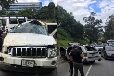 ¡DE LOCURA! Secuestradores se volcaron en la autopista Francisco Fajardo cuando escapaban de las autoridades con sus víctimas (+Detalles)