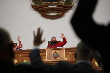 ¡NO FUE UNÁNIME! Los constituyentes que se le alzaron al régimen y salvaron su voto ante la ley antibloqueo de Maduro (+Sus razones)