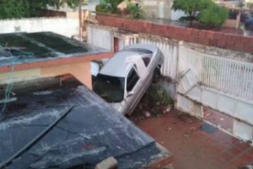 ¡TERRIBLE! “Unos arriba de otros”: las impresionantes imágenes sobre la destrucción que dejaron las fuertes lluvias en el Zulia