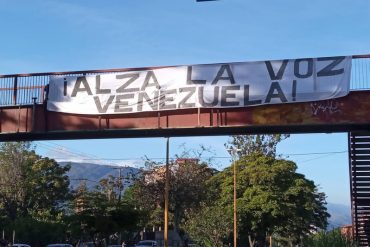 ¡VEA! “Alza la voz, Venezuela”: la pancarta que amaneció en las calles de Mérida este #23Nov en señal de protesta