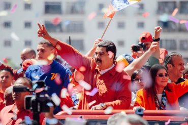 ¡PATÉTICO! “Un abrazo al chofer del Metro”: los jala-jala mensajes de los rojitos que recibió Maduro este #23Nov por su cumpleaños