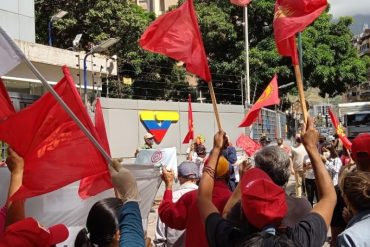 ¡VEA! Militantes del PCV protestaron frente a VTV por “censura” hacia sus candidatos (+Fotos) (+Videos)