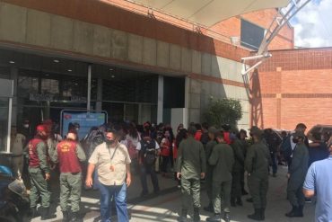 ¡NO LOS PELARON! Organismos controlados por el régimen de Maduro fiscalizaron tiendas del Sambil de Caracas durante jornada del Black Friday