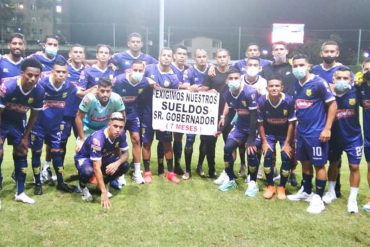 ¡DEBE VER! La creativa manera en la que Trujillanos FC protestó en la cancha para exigir el pago de sus salarios (+Video)